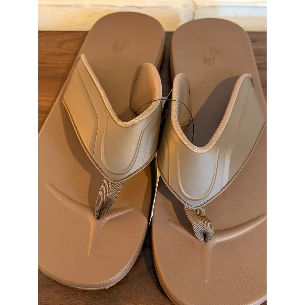 Body Glove Mens Comfort Flip Flops Brown Tan Padded Sandals Size 12 Gorpcore